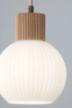 pol_pl_Lampa-wiszaca-biala-ryflowana-kula-drewno-bukowe-41842-ALBA-15405_9.webp