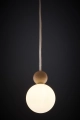 pol_pl_Lampa-wiszaca-biala-kula-drewno-bukowe-41674-RONA-1-jasny-braz-15393_4.webp